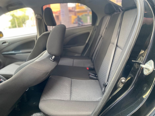 Imagem 5 de 9 de Toyota Etios 1.5 Xls 16v 2013