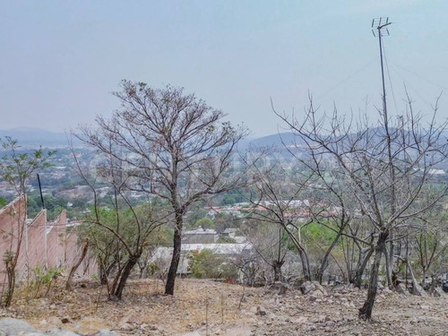 Terreno De 853m2 En Col. La Cruz Xochitepec Morelos $420,000