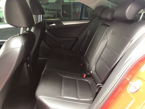 Imagen 13 de 14 de Volkswagen Jetta Sportline 2016