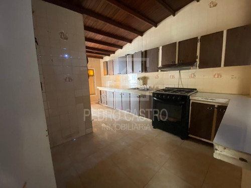 Imagen 9 de 21 de Pedro Castro Inmobiliaria Vende Casa En Urbanización Los Mangos Puerto Ordaz #inversion #oportunidad #somosinmobiliaria #compraventa #casas #townhouse