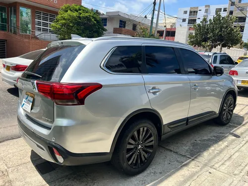 Mitsubishi Outlander 2.4 Kaiteki