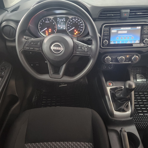 Nissan Versa 1.6 Sense