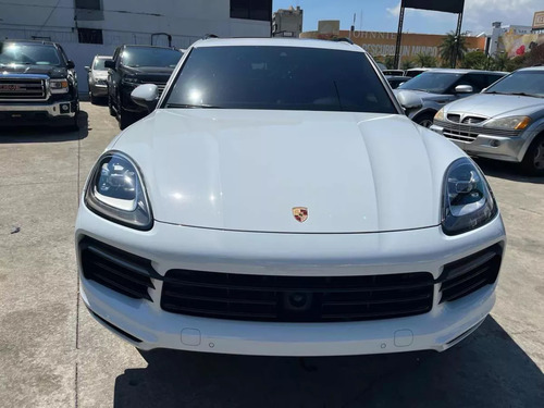 Porche  Cayenne .