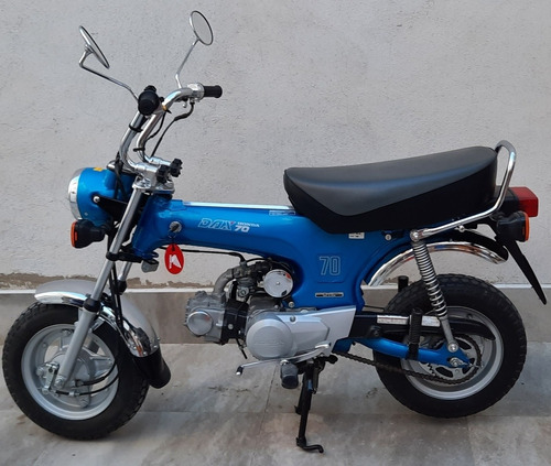 Imagen 4 de 23 de Honda Dax 70 St