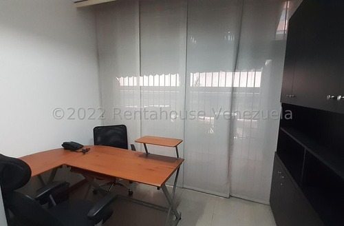 Imagen 9 de 18 de Oficina En Alquiler Prados Del Este 22-23151 Renta House Los Samanes