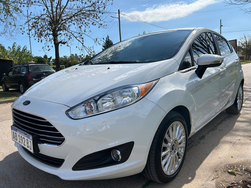 Ford Fiesta Kinetic 1.6 Titanium Powershift 120cv
