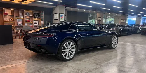 Aston Martin DB11 5.2l Coupe At