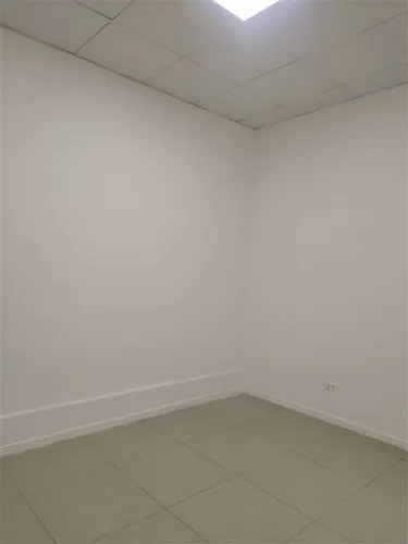 Local Comercial Arriendo 330 Mts2 Pasos Mall Independencia