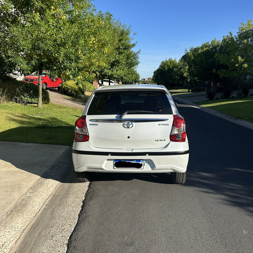 Toyota Etios XLS PACK 1.5 4A/T