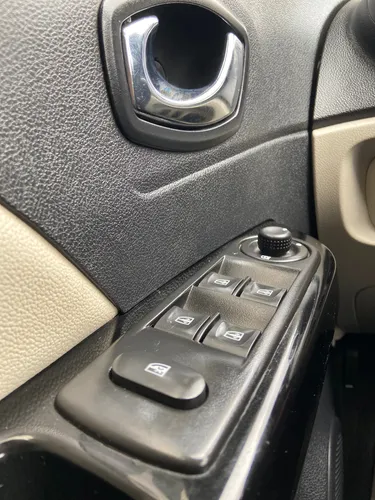 Renault Captur 2.0 Intens Automática
