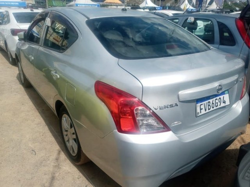 Imagem 3 de 4 de Versa 1.6 16v Flex Sv 4p Manual
