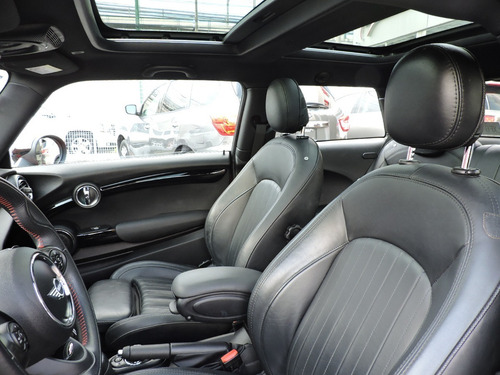 Imagen 4 de 15 de Mini Cooper S Hot Chili Modelo 2019