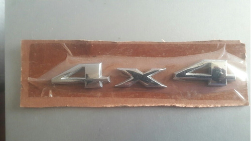 Emblema Compuerta 4x4 Jeep Cherokee