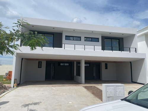 Venta Duplex En Docta - 3 Dorm 3 Baños - 135 M2 - Entrega Octubre De 2024