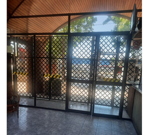 Condominio Las Palmas , Depto. Con Estacionamiento