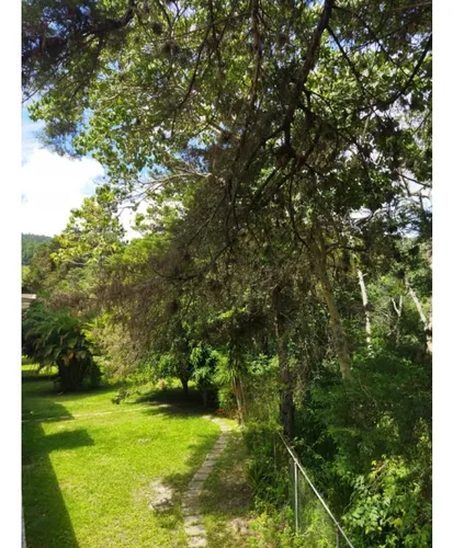 En Manzanares Oeste,se Vende