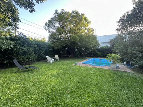 Casa Estilo Campo - Se Aceptan Propiedades Como Parte De Pago