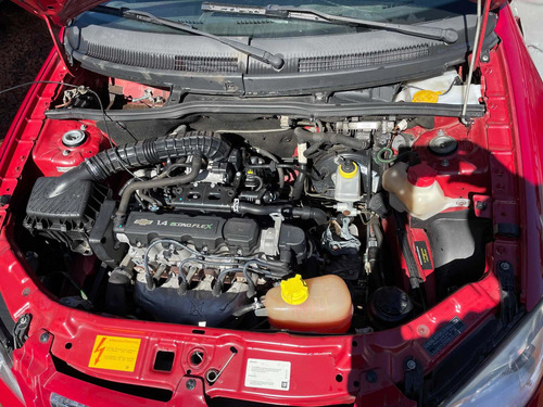 Imagem 6 de 9 de Sucata Para Venda De Peças Chevrolet Prisma 1.4 Lt 2010 2011
