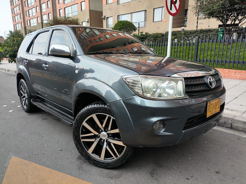 Toyota Fortuner 2.7l 4x4