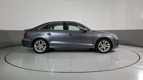Audi A3 1.8 TFSI ATTRACTION PLUS S TRONIC