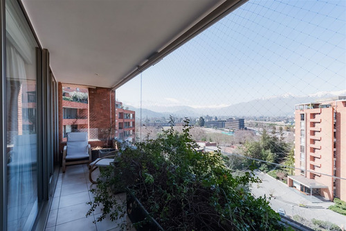 Departamento En Venta De 4 Dorm. En Vitacura