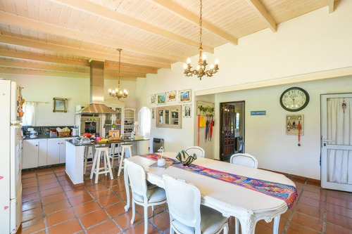 Casa De 3 Dormitorios En Venta Con Pileta - Aldea - San Eduardo
