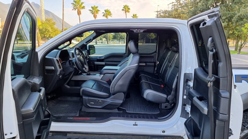 Imagen 10 de 12 de Ford Raptor Super Cab 2018