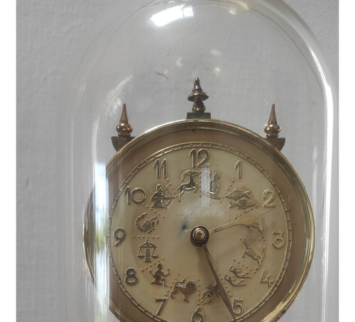 Antiguo Reloj De Torsión 400 Días Aniversario Kern Zodiacal (Usado)