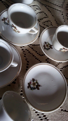 Conjunto De Porcelana Pozzani Antigo, Bule E Xicaras (Usado)
