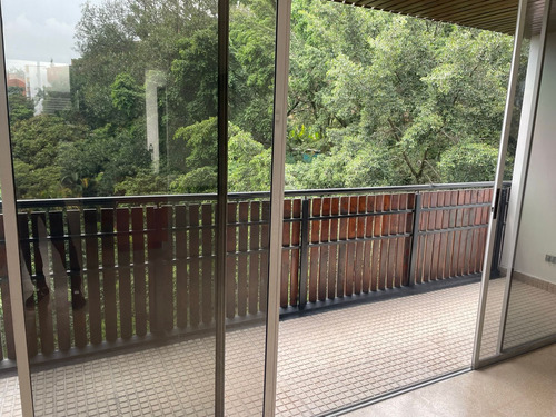 Vendo Apartamento En Laureles, Medellín 