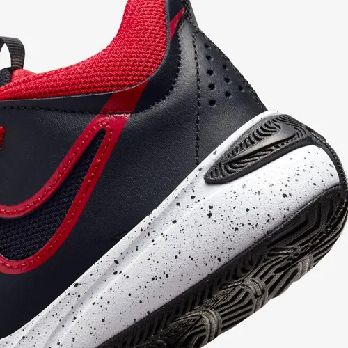 Nike team cheap hustle 36