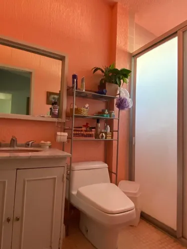 Casa En Venta, A Unos Pasos De Clínica Del Issste, En Privada, Pachuca, Hgo.