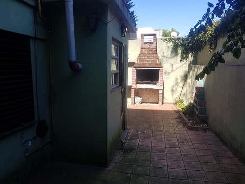 Imagen 14 de 14 de Tipo Casa 5 Amb En Venta Entrada Independiente Barrio Naón.