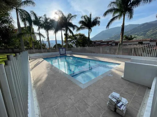 Casa Copacabana Posada De Los Vientos, Piscina,parqueadero