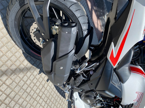 Imagen 3 de 8 de Tvs Rtr 2.0 Inyeccion - No Rouser Ns200 - Fz Fi - Motoswift