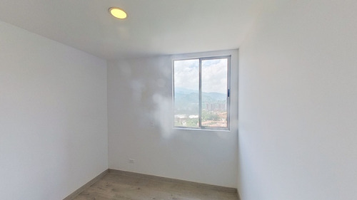 Apartamento En Venta En Itagui, En Portal De Ditaires, Cerca Mall Suramerica