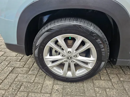 Dfsk Glory 560 1.8cc Mt 2020