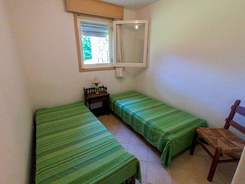 Casa 7 Dormitorios En Cantegril, Punta Del Este