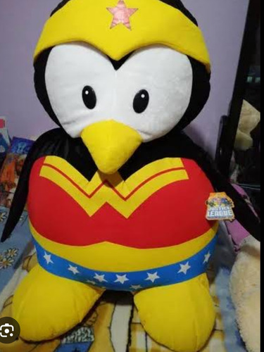 Pinguino Wonder Woman