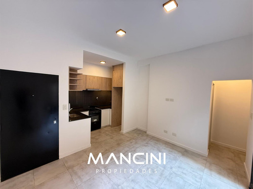 Ph En Venta De 2 Ambientes Con Patio Y Parrilla - San Martín Centro