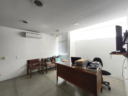Local En Venta En Barrio Blanco. Cod V30774