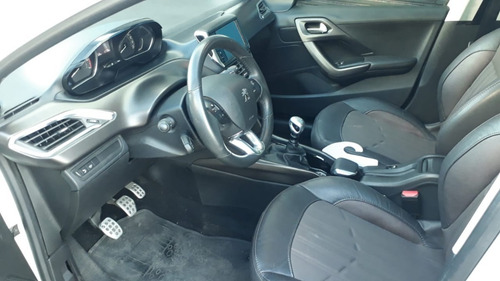 Imagen 4 de 7 de Peugeot 2008 Sport | 2017 | ¡original!
