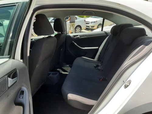 Imagen 12 de 14 de Volkswagen Jetta 2018 2.0 Tiptronic At