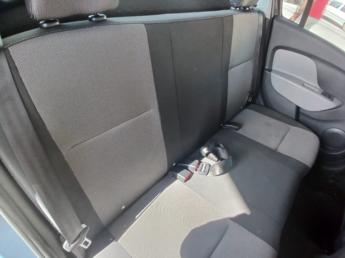 Renault Logan 1.6 16v Dynamique Sce 4p