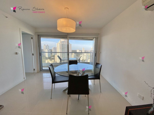 Imagen 4 de 24 de Venta De Apartamento De 2 Dormitorios En Brava En Edificio Icon Brava Punta Del Este
