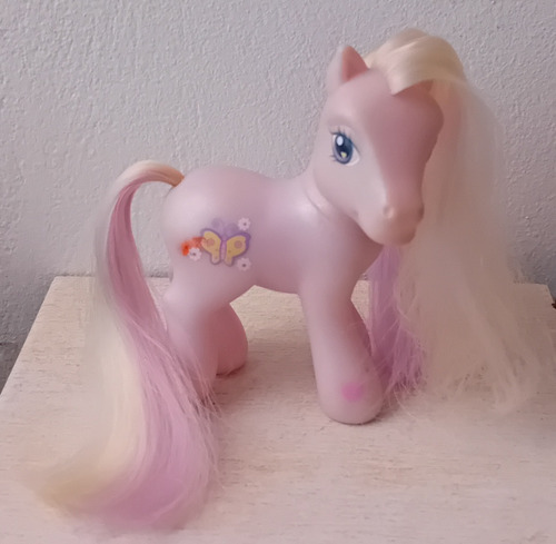 Figura My Little Pony Fluttershy Hasbro 2002 (Usado)