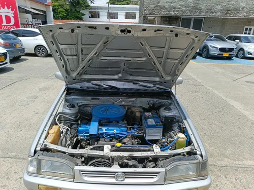 Mazda 323 1.3 Ns 4 p