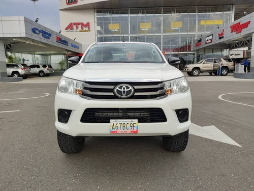 Imagen 5 de 12 de Toyota Hilux 2.7