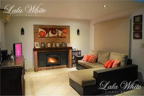 Imagen 5 de 22 de Venta Con Renta - Casa En Malibú - Canning