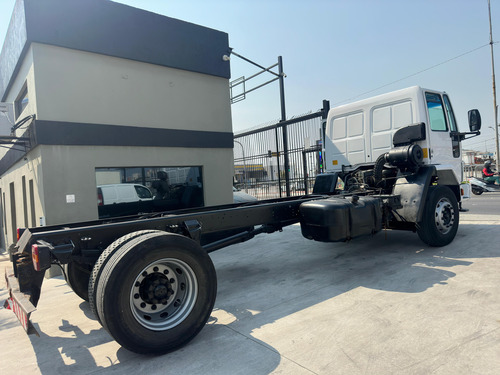 Ford Cargo 1722 2011 Toco 4x2 Chassi Financia Até 100%